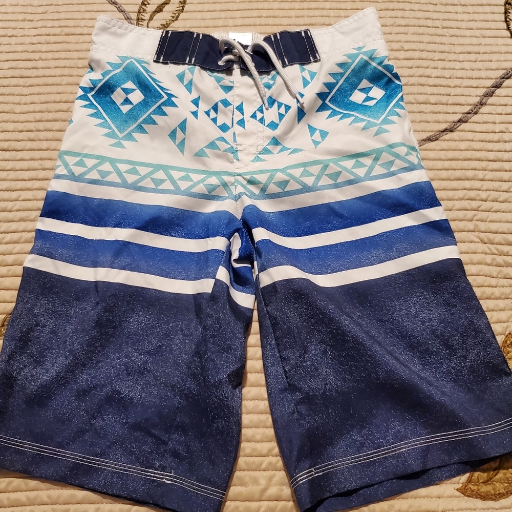 Gymboree boys board shorts